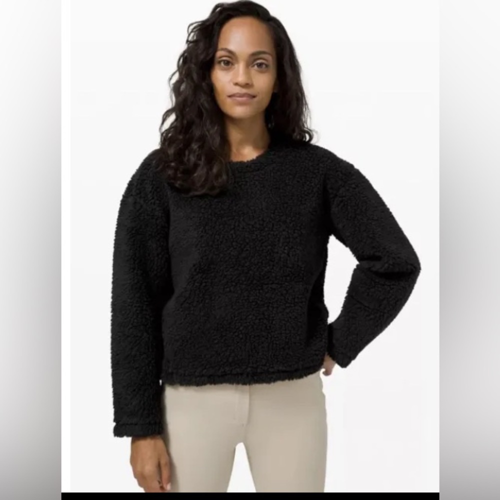 Lululemon Wool Whenever Crew. Black Sherpa. Size 8‎